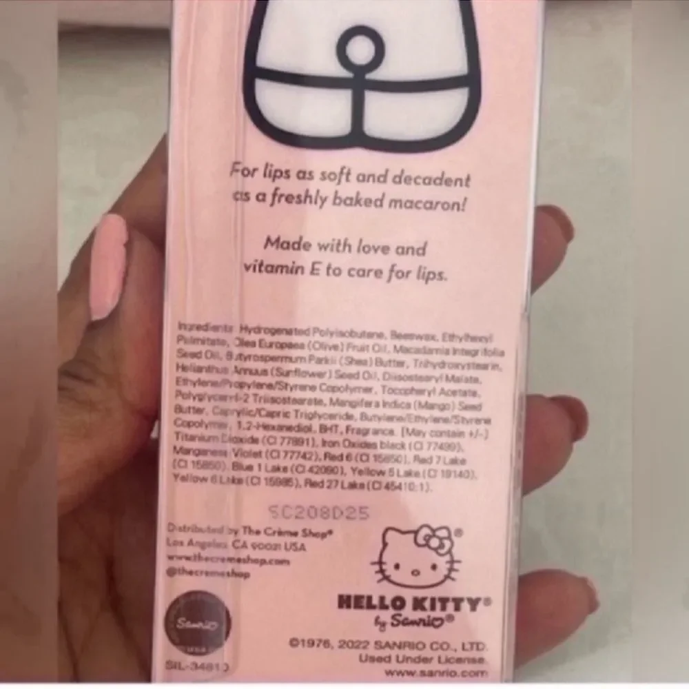 Hello Kitty Macaron Lip Balm whit Vitamin E